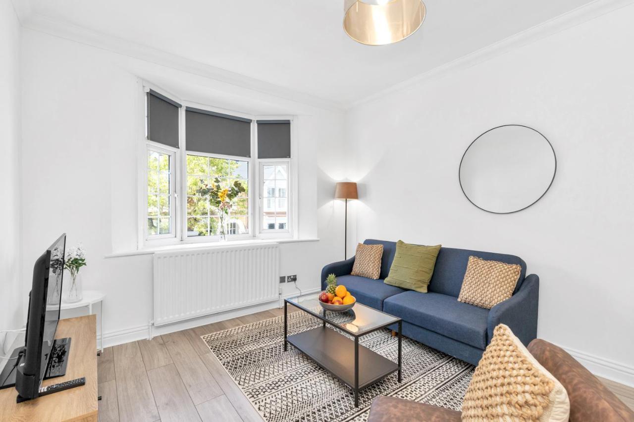 Modern Two Bedroom Apartment With Free Parking! London Exterior foto